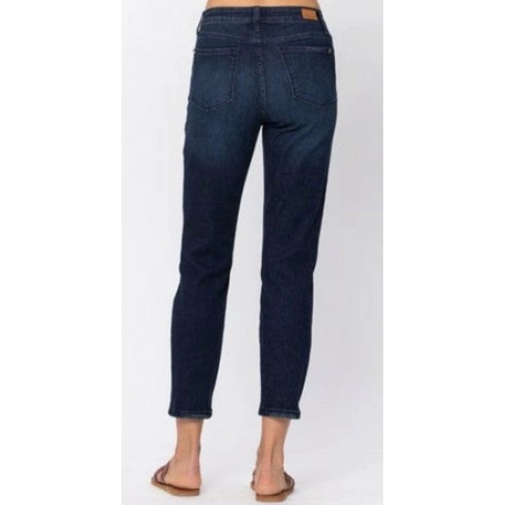 Judy Blue Dark Wash Distressed Boyfriendโ Fit High Rise Jeans 3/26